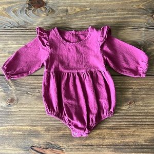 Baby Girls LS Romper-Plum size 60. Fits like a 3-6 month.
